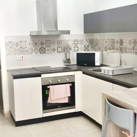 Apartman Sunshine Court No 60 *